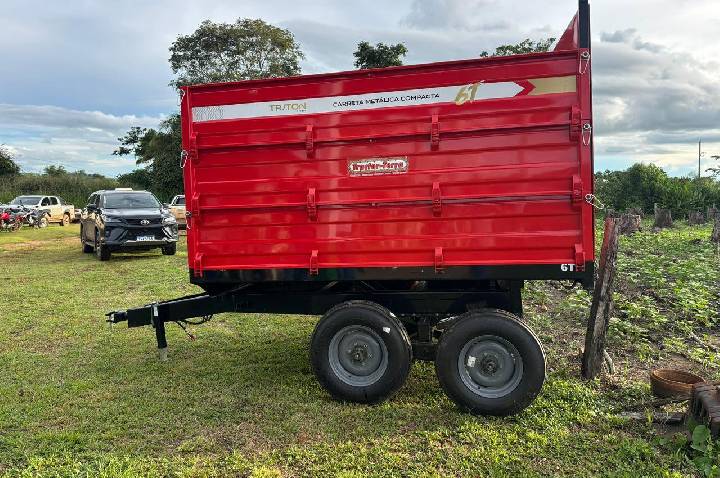 Deputado Alan Queiroz fortalece agricultura de Ji-Paraná com a entrega de implementos agrícolas