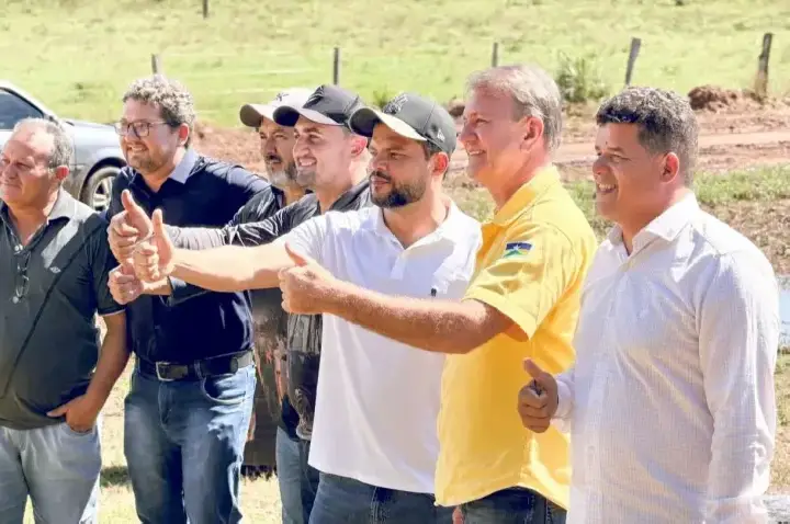 Deputado Edevaldo Neves acompanha ação do projeto Porteira Adentro em Vilhena ao lado de lideranças