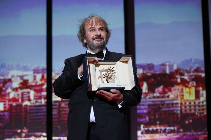 Discurso de Jane Fonda e homenagem a Peter Jackson dão início a Cannes