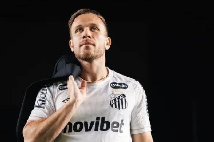 Dupla de reforços do Santos é registrada no BID e pode estrear contra Inter