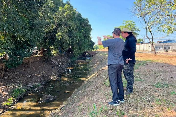 Ecobarreiras podem reforçar combate ao descarte irregular de resíduos em igarapés