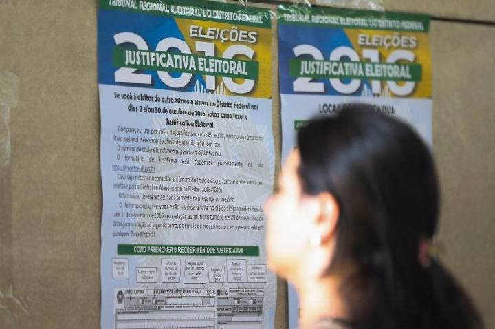 Eleições 2026: entenda os procedimentos para voto em trânsito e justificativa eleitoral
