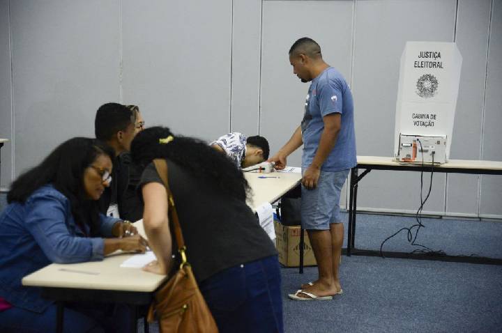 Eleições 2026: TRE-RJ muda 268 locais de votação no estado