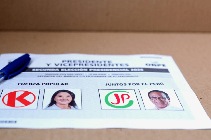 Eleições no Peru: Fujimori tem vantagem irreversível e Sánchez questiona