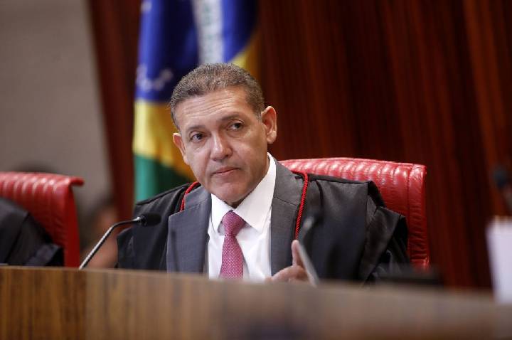 Em ano eleitoral, Nunes Marques no TSE anima o PL e acende alerta no PT