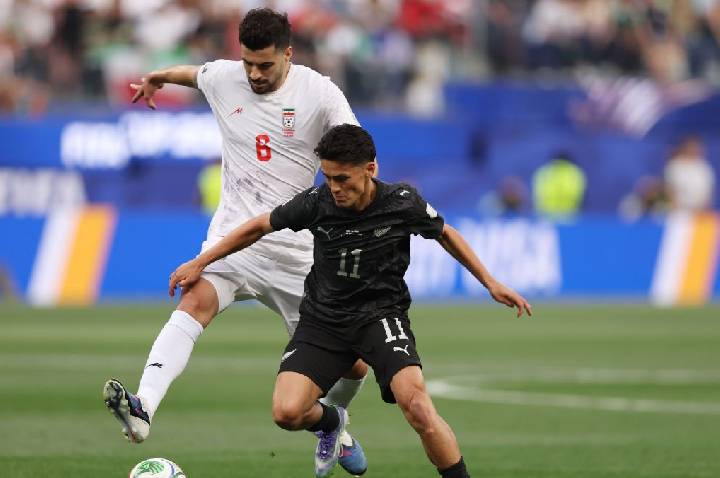 Em jogo agitado, Irã e Nova Zelândia ficam no empate pela Copa do Mundo