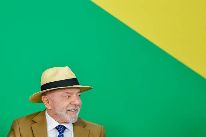 Em plano de governo, Lula defende soberania e debate sobre emendas