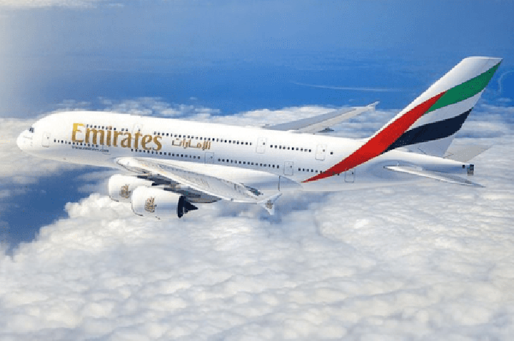 Emirates retoma 96% dos voos após impactos do conflito no Oriente Médio