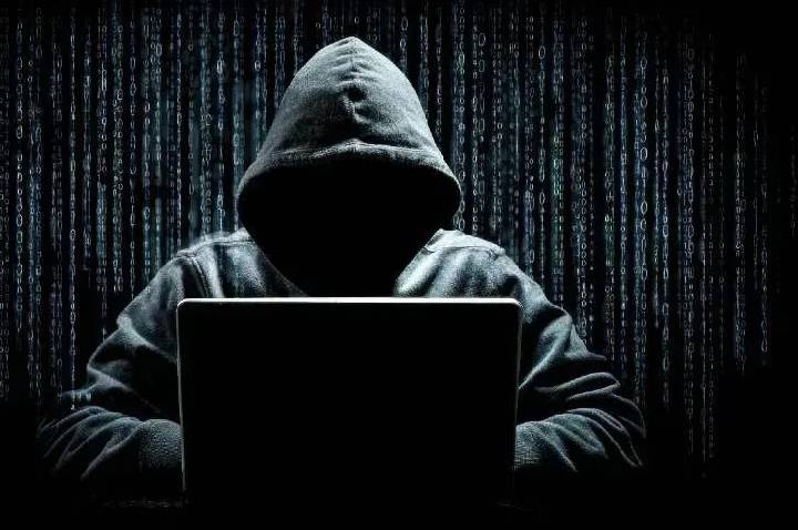 Empresas de tecnologia apelam por defesa contra ataques cibernéticos de IA