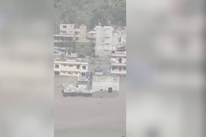 Enchente repentina no Nepal deixa ao menos nove mortos e destrói bairros