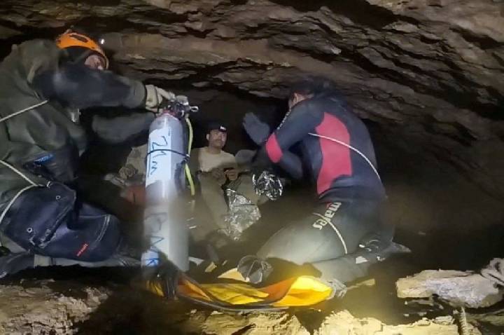 Entenda como moradores do Laos surpreenderam resgate e saíram de caverna