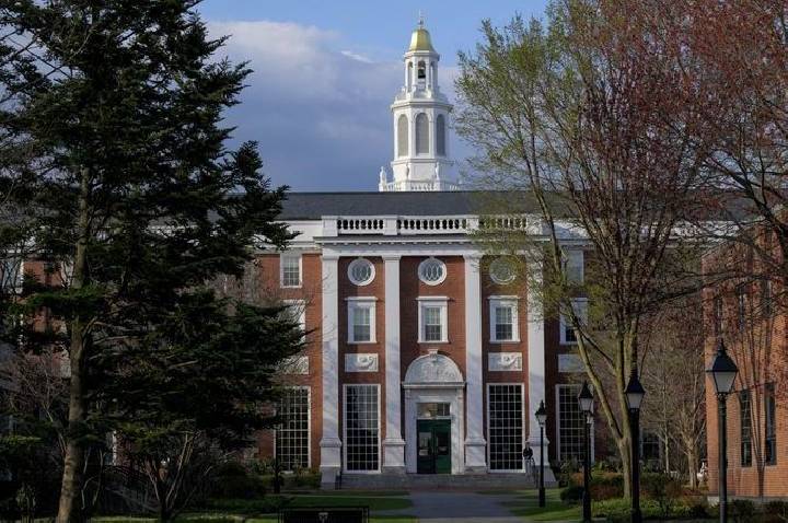 Entenda estudo de Harvard que busca cura para doença de Creutzfeldt-Jakob