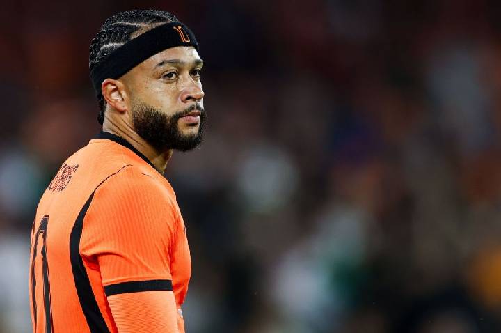 Entenda por que Memphis é banco em Holanda x Japão na estreia da Copa