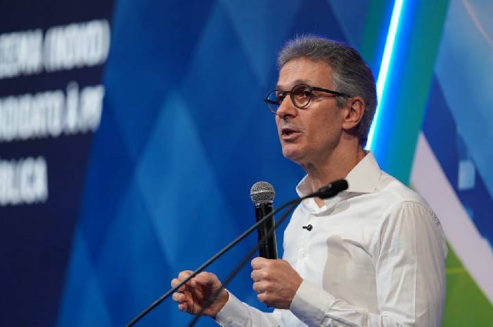 “Estatal é só para fazer politicagem”, diz Zema ao propor “privatizar tudo”