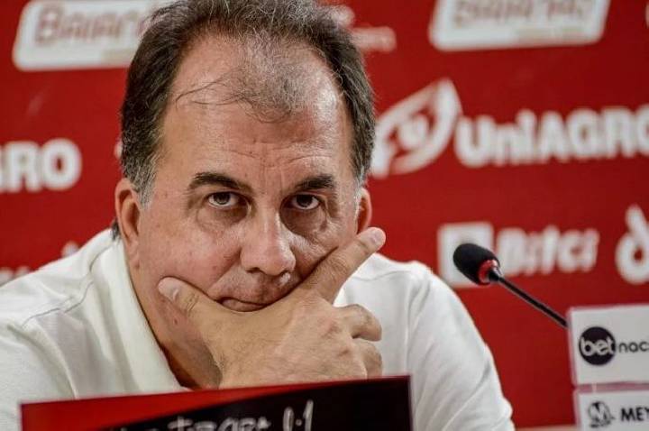 “Estou na Coreia do Norte”, diz presidente do Vitória no STJD