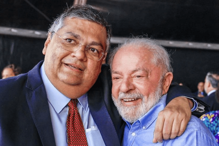 Eurasia: Relação de Lula com Dino é vista como enfraquecimento do Congresso