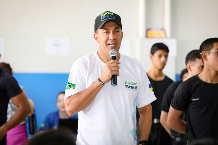 Eyder Brasil realiza 6ª edição do Cidadania no Bairro em Candeias do Jamari