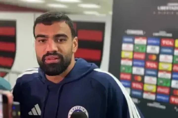 Fabrício Bruno reage às vaias da torcida do Flamengo para Gerson: “Triste”