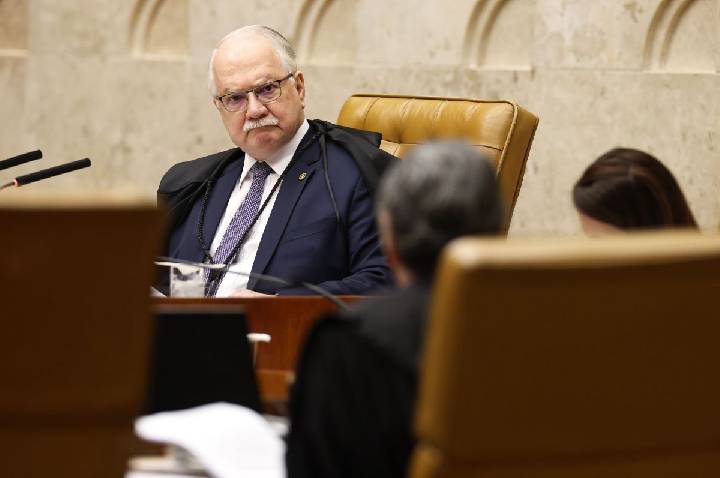 Fachin vai comandar processos sobre futuro de dois colegas de STF