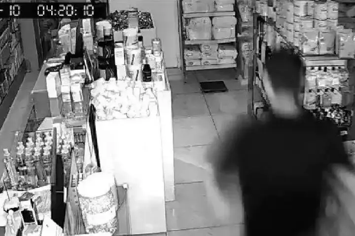 Farmácia é alvo de furto após arrombamento durante a madrugada em Jaru