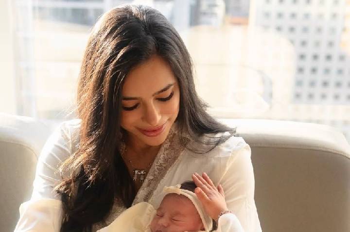 Filha de Biancardi e Neymar faz 1 ano em dia de jogo: “Completa a família”
