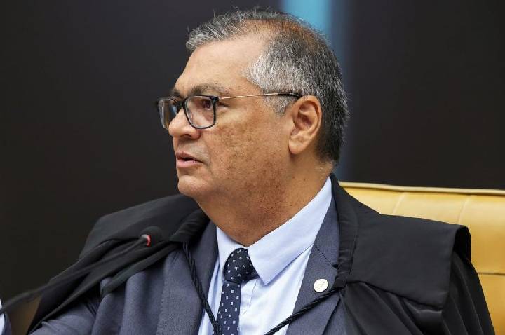 Fim do sigilo em investigações sobre o filme Dark Horse é determinado por Dino
