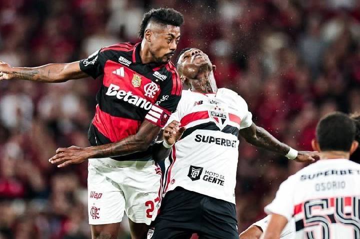 Flamengo empata com o São Paulo e perde chance de encostar no Palmeiras