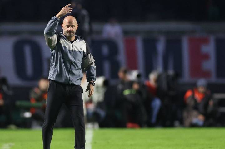 Franclim Carvalho é demitido do Botafogo após resultados ruins