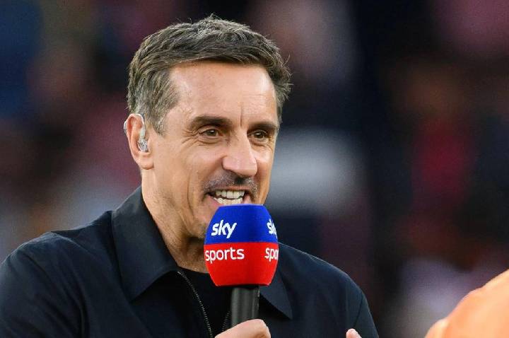 Gary Neville aponta brasileiro e ex-Real Madrid como as piores contratações do United pós-Ferguson