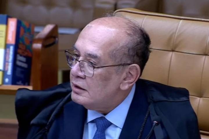 Gilmar solicita adiamento de julgamento até que STF identifique ministros mencionados