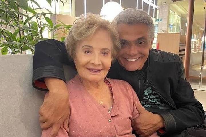 Glória Menezes morreu em casa ao lado de Tarcísio Filho e familiares