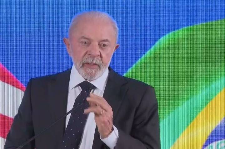 Governo entra em semana decisiva para negociar tarifaço com Estados Unidos