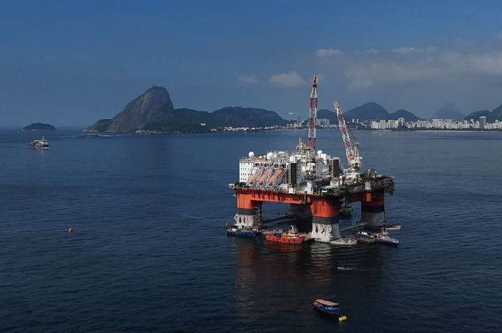 Governo retoma imposto de exportação do petróleo a partir de 8 de setembro