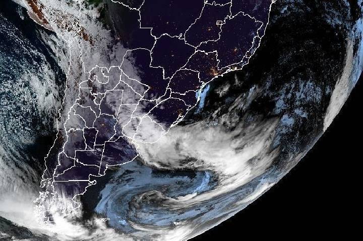 Granizo e ventos: o que sabemos sobre novo ciclone que vai atingir o Brasil