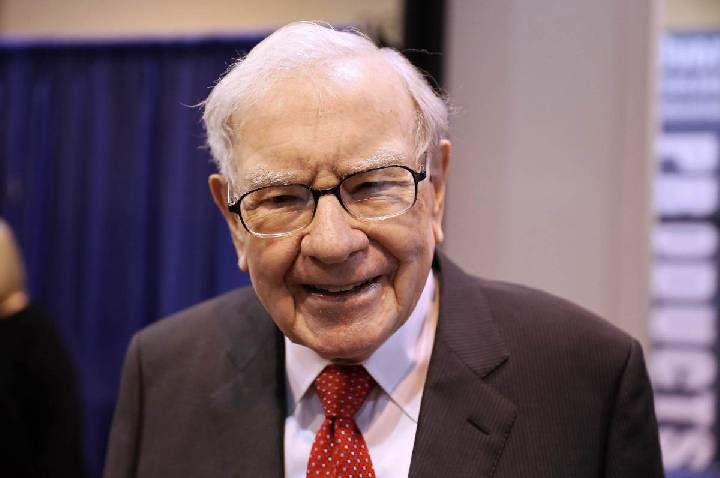 Greg Abel tranquiliza acionistas da Berkshire Hathaway em mundo pós-Buffett