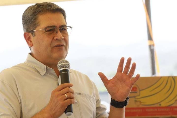 Honduras: Justiça arquiva acusação contra ex-presidente perdoado por Trump