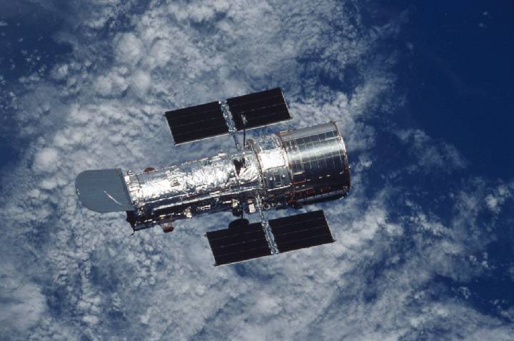 Hubble faz 36 anos de órbita; veja imagens impressionantes capturadas