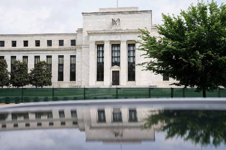 Inflação é “risco mais urgente” para economia dos EUA, diz membro do Fed