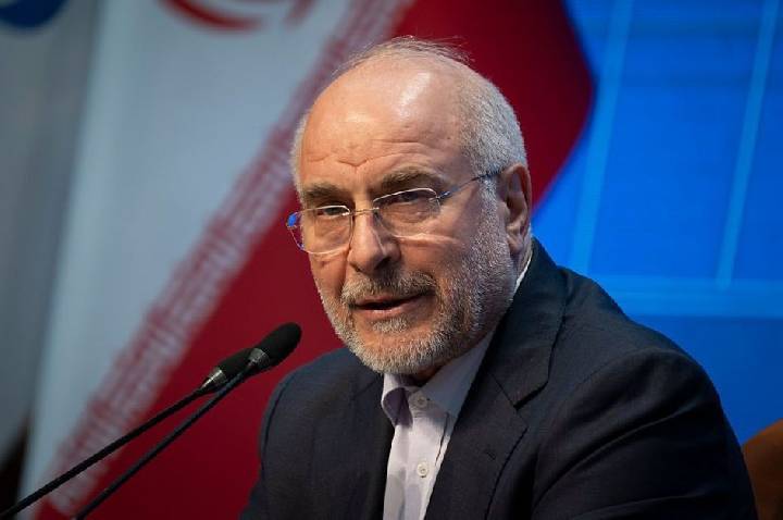 Irã diz que fechará Ormuz a menos que os EUA suspendam bloqueio