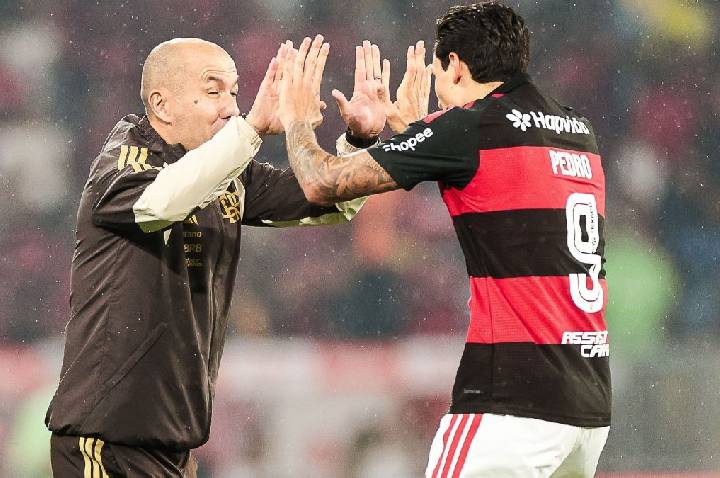 Jardim defende retrospecto contra Atlético-MG e busca ampliar série no Fla