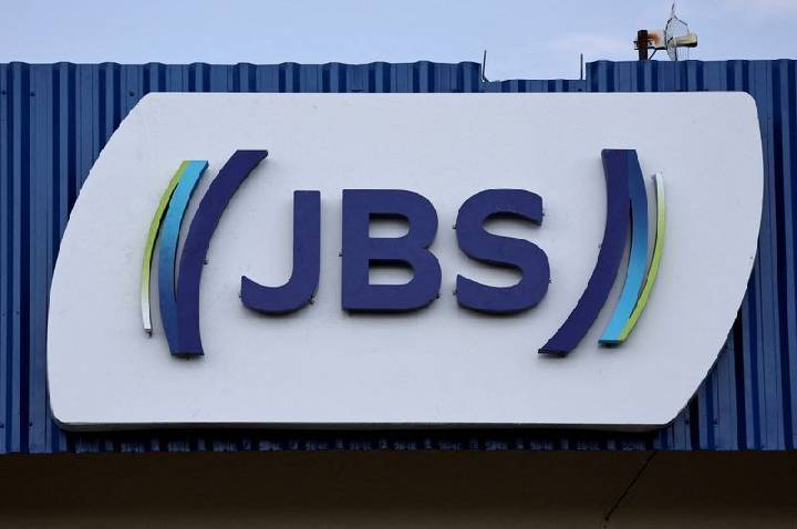 JBS amplia linhas de crédito rotativo global para US$ 4,2 bilhões