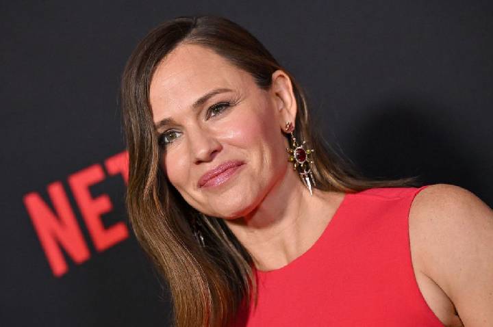 Jennifer Garner pode aparecer no reboot de “De Repente 30”, diz site