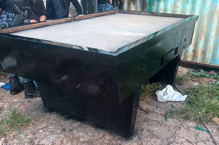 JI-PARANÁ – POLÍCIA MILITAR RECUPERA MESA DE SINUCA FURTADA E CONDUZ ENVOLVIDOS