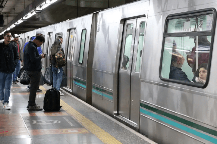Jogo do Brasil terá operação de Metrô 24 horas em São Paulo