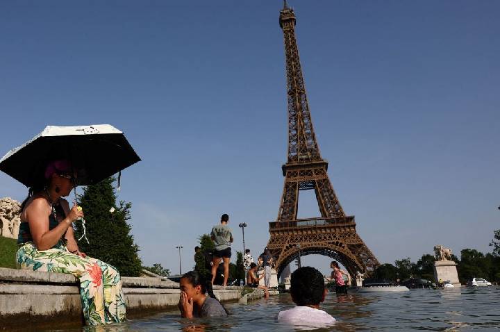 Julho foi mês mais quente já registrado na França, dizem meteorologistas