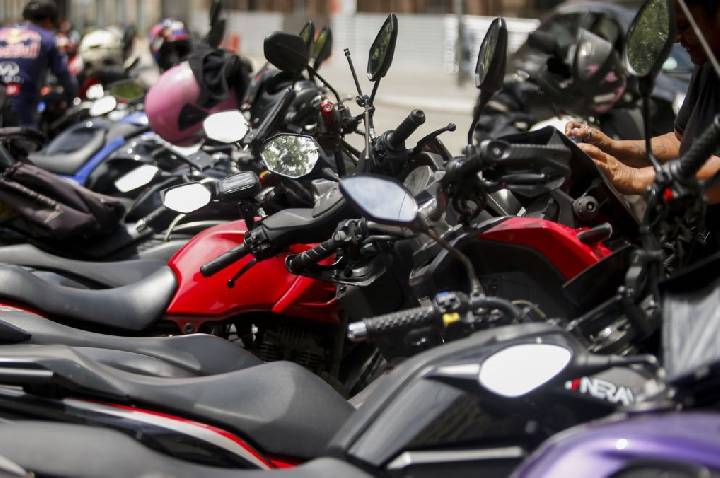 Justiça manda Prefeitura de SP credenciar Uber para mototáxi em 48 horas