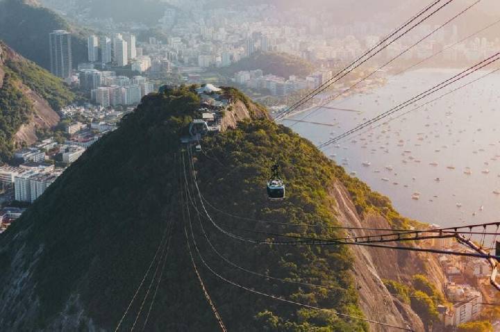 Justiça mantém suspensão de tirolesa no Pão de Açúcar e multa de R$ 30 mi