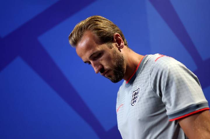 Kane se rende a Messi após derrota da Inglaterra: “Maior da história”