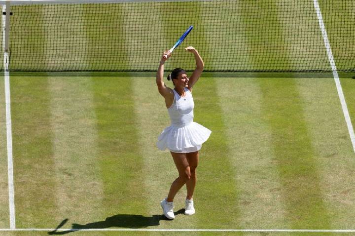 Kostyuk domina duelo com Paolini e garante vaga na semifinal de Wimbledon