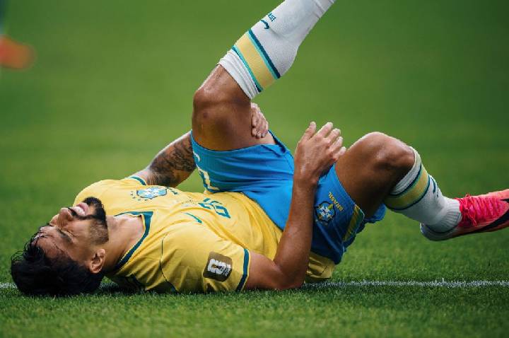 Lucas Paquetá se manifesta após lesão sofrida em Brasil x Japão; veja